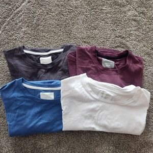 Hollister Men's Short Sleeve Tees - Navy, Maroon, Royal Blue, White